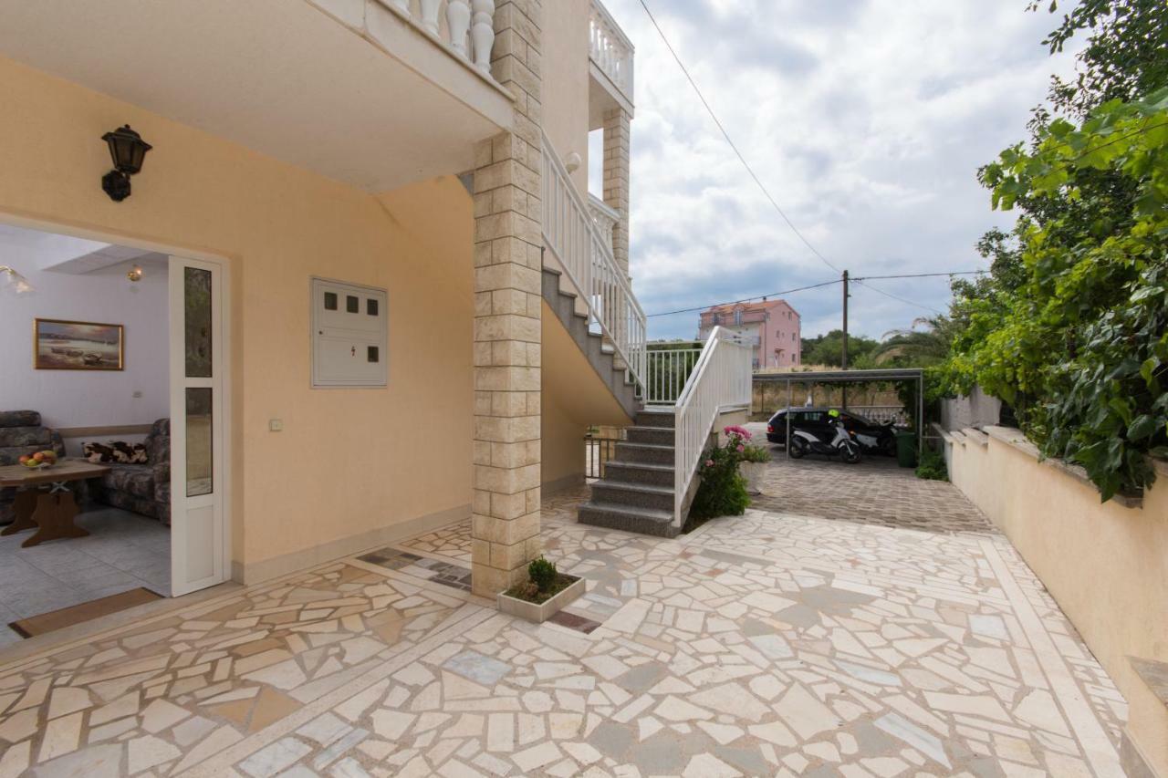 Apartment Villa Nella Bella Trogir Exterior photo